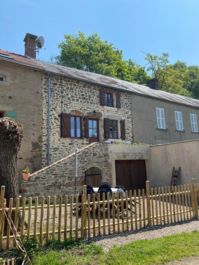 Petit Cocon Au Coeur Du Morvan Montreuillon Esterno foto